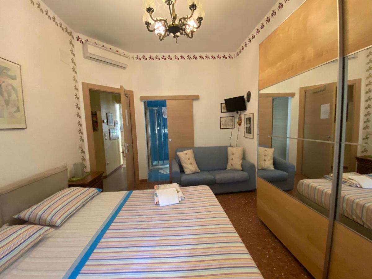 Casa Riri Bed & Breakfast San Benedetto del Tronto Exterior photo