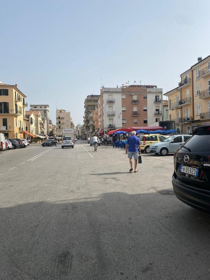 Casa Riri Bed & Breakfast San Benedetto del Tronto Exterior photo